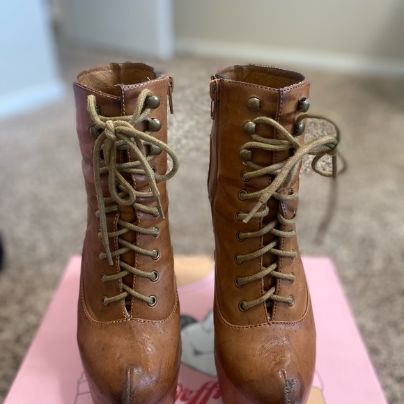 Jeffrey Campbell damsel styled boot in brown - Picture 3 of 6